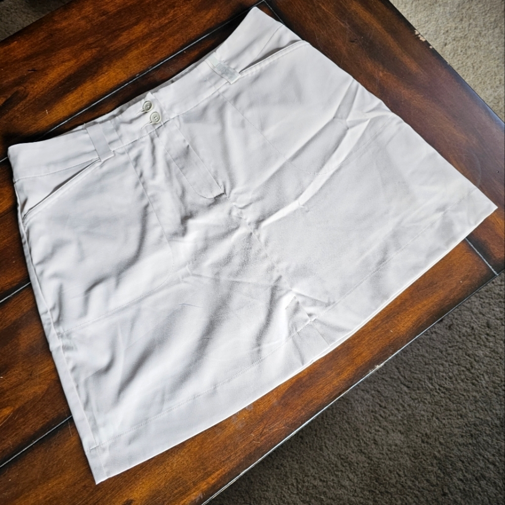 HP🎉 Nike Dri-Fit Women's Tan Athletic Skirt - Size 12